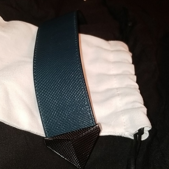 S/M ALEXANDRA CLANCY LEATHER AUSTIN CUFF BRACELET - Picture 5 of 5